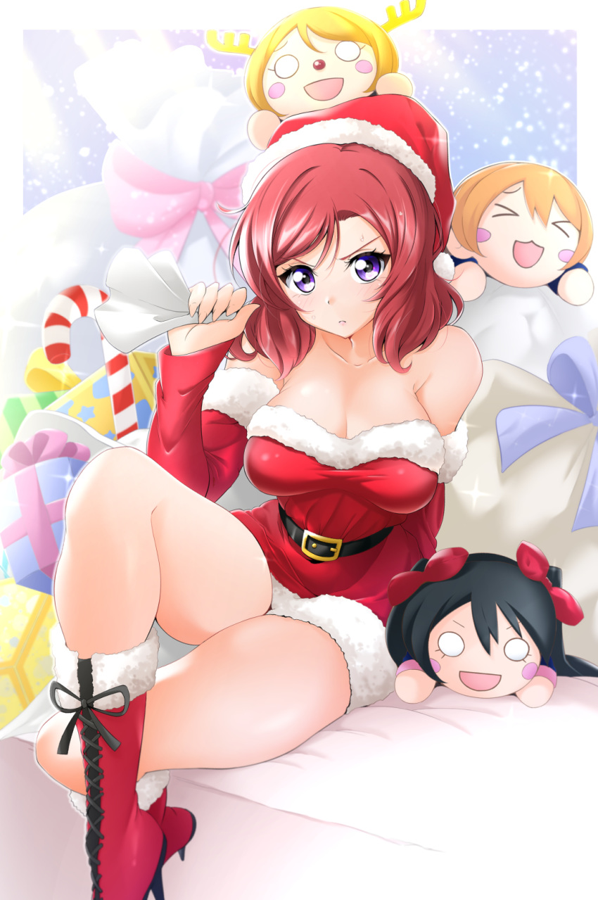 &gt;_&lt; 4girls :d bare_shoulders belt black_belt black_hair blonde_hair blush boots bow box breasts chibi christmas cleavage closed_mouth commentary_request cross-laced_footwear detached_sleeves frown gift gift_box hair_bow hat highres hoshizora_rin kirisaki_reina koizumi_hanayo large_breasts looking_at_viewer love_live! love_live!_school_idol_project multiple_girls nishikino_maki o_o open_mouth orange_hair purple_eyes red_bow red_footwear red_hair red_headwear santa_costume santa_hat short_hair sitting smile yazawa_nico