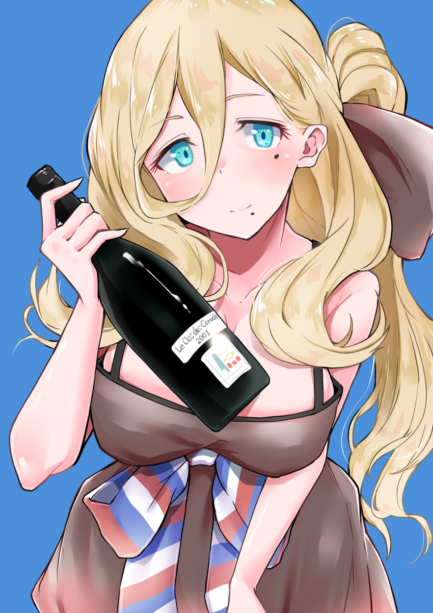 1girl bare_arms bare_shoulders blonde_hair blue_background blue_eyes blush bottle breasts closed_mouth collarbone highres holding holding_bottle kantai_collection komb large_breasts long_hair looking_at_viewer mole mole_under_eye mole_under_mouth richelieu_(kantai_collection) simple_background smile solo upper_body