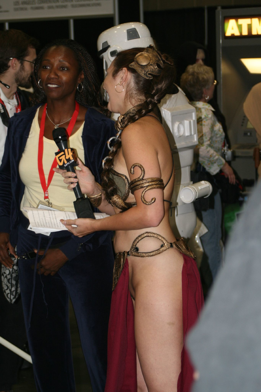 cosplay princess_leia_organa return_of_the_jedi star_wars tagme