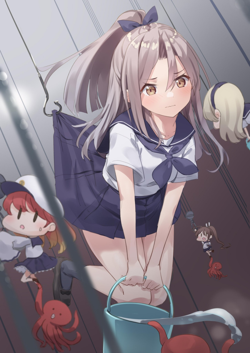 4girls alternate_costume black_sailor_collar black_skirt brown_eyes bucket chibi commentary_request fairy_(kancolle) grey_hair high_ponytail highres hook kantai_collection long_hair multiple_girls natsuki_(gedo) octopus pleated_skirt sailor_collar school_uniform serafuku skirt water zuihou_(kancolle)