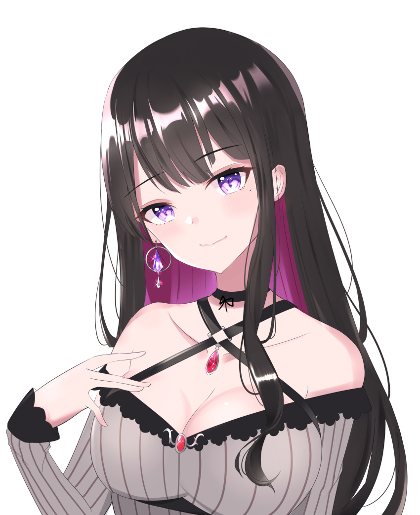 1girl alternate_hair_length alternate_hairstyle azki_(hololive) bangs black_hair breasts choker cleavage collarbone colored_inner_hair dreamoon eyebrows_visible_through_hair highres hololive jewelry long_hair looking_at_viewer mole mole_under_eye multicolored_hair pink_hair purple_eyes simple_background single_earring smile solo two-tone_hair virtual_youtuber white_background