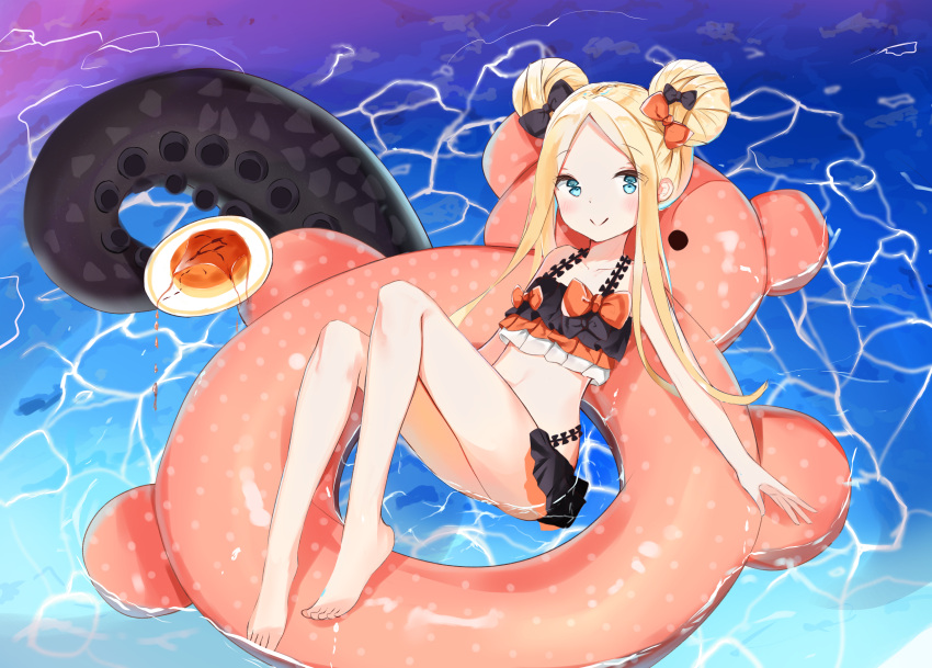 1girl abigail_williams_(fate) absurdres bangs bare_arms bare_legs bare_shoulders barefoot bikini black_bikini black_bow blonde_hair blush bow closed_mouth collarbone commentary_request double_bun emerald_float eyebrows_visible_through_hair fate/grand_order fate_(series) food hair_bow highres innertube knees_up long_hair navel orange_bow pancake parted_bangs plate sidelocks smile solo suction_cups swimsuit tentacles very_long_hair water yukaa