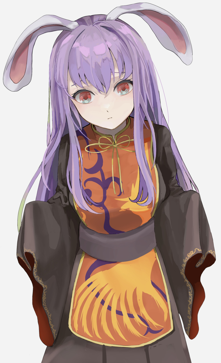 1girl absurdres animal_ears bangs black_dress breasts bunny_ears closed_mouth commentary_request cosplay cowboy_shot dress eyebrows_behind_hair furrowed_eyebrows gold_trim highres junko_(touhou) junko_(touhou)_(cosplay) large_breasts long_hair looking_at_viewer oversized_clothes purple_hair red_eyes reisen_udongein_inaba simple_background sleeves_past_fingers sleeves_past_wrists solo tabard touhou wanya2panic white_background wide_sleeves yellow_neckwear