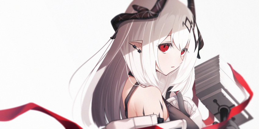 1girl arknights bangs bare_shoulders commentary hammer highres horns long_hair looking_at_viewer mudrock_(arknights) oripathy_lesion_(arknights) pointy_ears red_eyes silver_hair simple_background solo the_cold upper_body weapon white_background