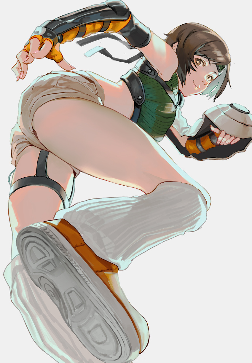 1girl black_headband bracer brown_hair elbow_gloves final_fantasy final_fantasy_vii final_fantasy_vii_remake fingerless_gloves gloves headband highres kneehighs laio loose_socks midriff orange_gloves shorts sleeveless solo thigh_strap yuffie_kisaragi