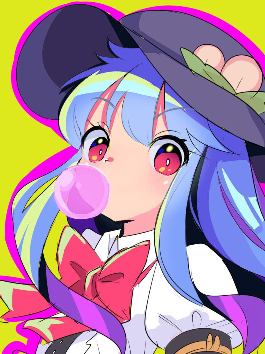 1girl black_headwear blue_hair bow bowtie bubble_blowing candy center_frills chewing_gum collared_shirt commentary_request food frills green_background gumball harakune_(mugennero) highres hinanawi_tenshi long_hair looking_at_viewer one-hour_drawing_challenge peach_hat_ornament red_bow red_bowtie red_eyes shirt sidelocks simple_background solo touhou upper_body very_long_hair white_shirt