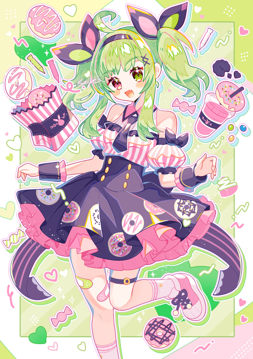 1girl black_dress black_hairband detached_sleeves doughnut doughnut_print dress food green_background green_eyes green_hair hairband heterochromia highres original pink_doughnut pink_eyes pink_footwear saijo1201 socks twintails white_socks