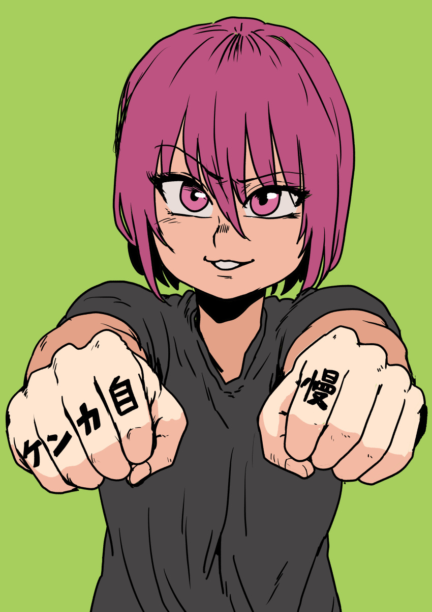1girl absurdres bangs black_shirt chanta_(ayatakaoisii) eyebrows_visible_through_hair green_background hair_between_eyes highres original parted_lips purple_eyes purple_hair shirt short_hair short_sleeves simple_background smile solo translation_request