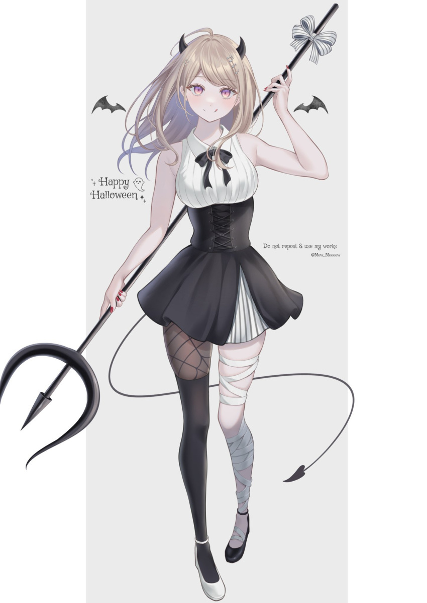 1girl :q ahoge akamatsu_kaede alternate_costume asymmetrical_footwear bandaged_leg bandages bangs banned_artist bare_arms bare_shoulders black_dress black_footwear black_ribbon black_wings blonde_hair bow breasts brown_legwear collared_shirt danganronpa_(series) danganronpa_v3:_killing_harmony demon_horns demon_tail detached_wings dress english_text eyebrows_visible_through_hair floating_hair full_body grey_background hair_ornament happy_halloween highres holding holding_weapon horns large_breasts long_hair long_sleeves looking_at_viewer mini_wings mismatched_footwear nabekokoa nail_polish neck_ribbon pantyhose pink_eyes polearm red_nails ribbon shiny shiny_hair shirt shoes single_leg_pantyhose single_thighhigh skindentation sleeveless smile solo striped striped_bow striped_dress symbol-only_commentary tail thighhighs thighhighs_over_pantyhose tongue tongue_out trident weapon weapon_behind_back white_background white_bow white_footwear wings