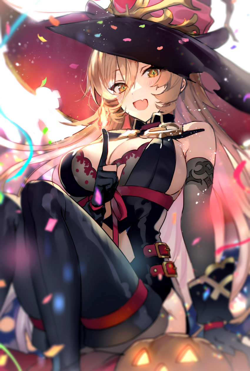 1girl black_dress black_gloves black_headwear breasts cleavage clothing_cutout commentary_request doushite dress gloves hair_between_eyes hat highres large_breasts long_hair looking_at_viewer nijisanji nui_sociere partially_fingerless_gloves short_dress sideboob smile solo virtual_youtuber white_gloves witch_hat yellow_eyes