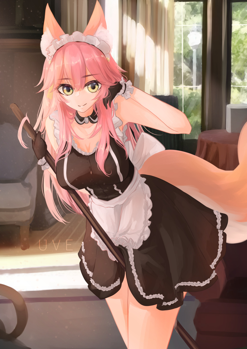1girl absurdres alternate_costume animal_ear_fluff animal_ears black_gloves breasts cleavage dress enmaided eyebrows_visible_through_hair fate/extella fate/extra fate/extra_ccc fate/grand_order fate_(series) fox_ears fox_girl fox_tail gloves highres indoors large_breasts long_hair looking_at_viewer maid neck_ribbon pinafore_dress pink_hair ribbon solo tail tamamo_(fate) tamamo_no_mae_(fate/extra) uniform uve yellow_eyes