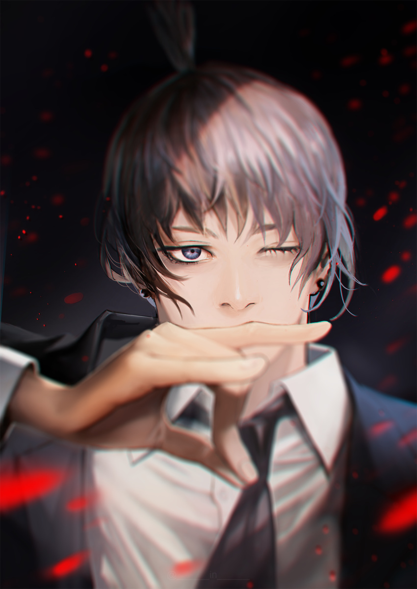 1boy bangs black_background black_eyes black_hair black_jacket black_necktie blood chainsaw_man collared_shirt dress_shirt ear_piercing fox_shadow_puppet hand_up hayakawa_aki_(chainsaw_man) high_ponytail highres jacket long_sleeves looking_at_viewer male_focus necktie one_eye_closed piercing shirt shirushi_(in) short_hair short_ponytail solo tsurime upper_body white_shirt