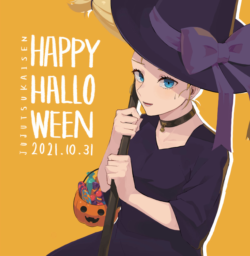 1girl 2021 :d absurdres black_collar blonde_hair blue_eyes bow broom collar copyright_name dated dress earrings halloween_bucket happy_halloween hat hat_bow highres holding holding_broom ino_(juju51228) jewelry jujutsu_kaisen looking_at_viewer nishimiya_momo open_mouth purple_bow purple_dress purple_headwear shiny shiny_hair smile solo sweatdrop witch witch_hat yellow_background