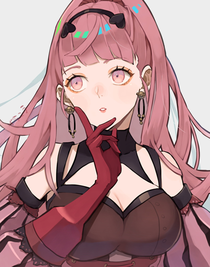 1girl bare_shoulders black_hairband breasts cleavage commentary_request detached_sleeves earrings fire_emblem fire_emblem:_three_houses gloves grey_background hairband hand_up highres hilda_valentine_goneril hoop_earrings jewelry large_breasts pink_eyes pink_hair pink_lips red_gloves solo upper_body yachimata_1205