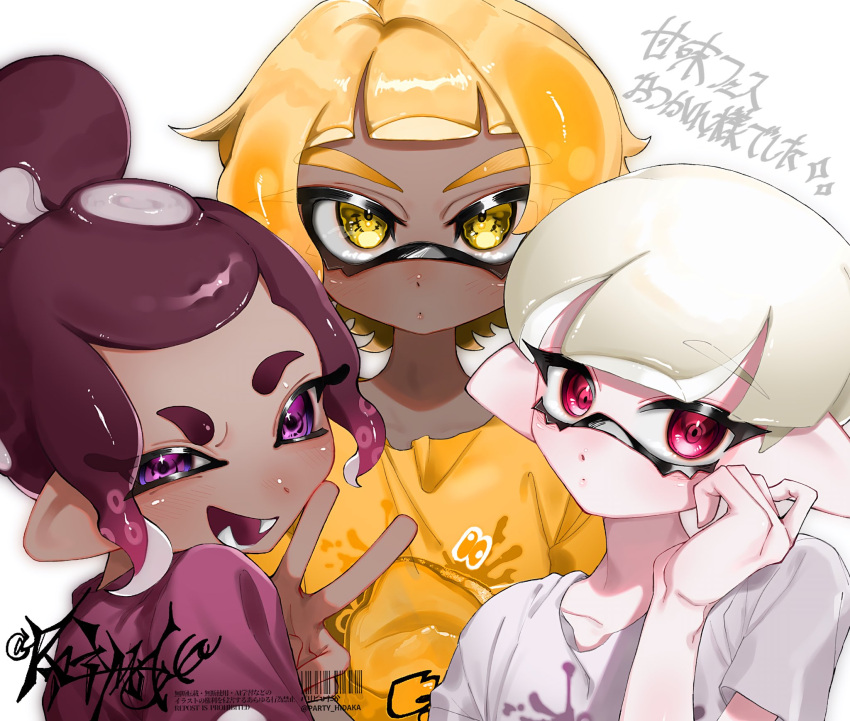 3girls blonde_hair commentary_request dark-skinned_female dark_skin eyelashes highres inkling inkling_girl inkling_player_character looking_at_viewer medium_hair multiple_girls octoling octoling_girl octoling_player_character open_mouth party_hidaka pointy_ears ponytail print_shirt purple_eyes purple_hair purple_shirt red_eyes shirt short_hair simple_background smile splatoon_(series) splatoon_3 star_(symbol) star_in_eye symbol_in_eye teeth tentacle_hair thick_eyebrows translation_request upper_body v white_background white_hair white_shirt yellow_eyes yellow_shirt