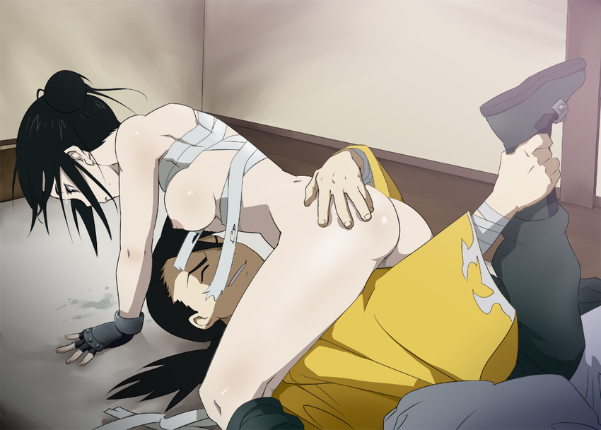 ass bandage bandaged_chest bandages breasts fullmetal_alchemist ice-place ice_place lan_fan ling_yao sarashi