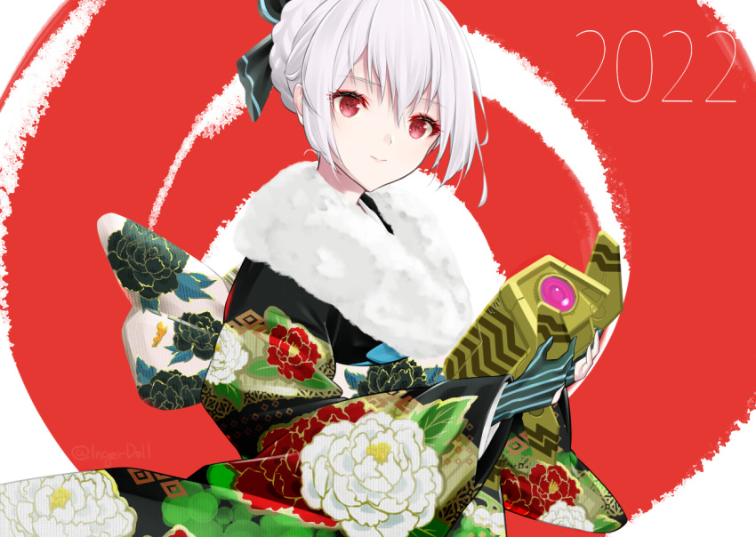 1girl 1other 2022 bangs character_request closed_mouth dinergate_(girls'_frontline) eyebrows_visible_through_hair fingerless_gloves fur-trimmed_kimono fur_trim girls'_frontline gloves hair_ribbon happy_new_year ingerdoll japanese_clothes kimono long_hair looking_at_viewer new_year red_eyes ribbon silver_hair upper_body