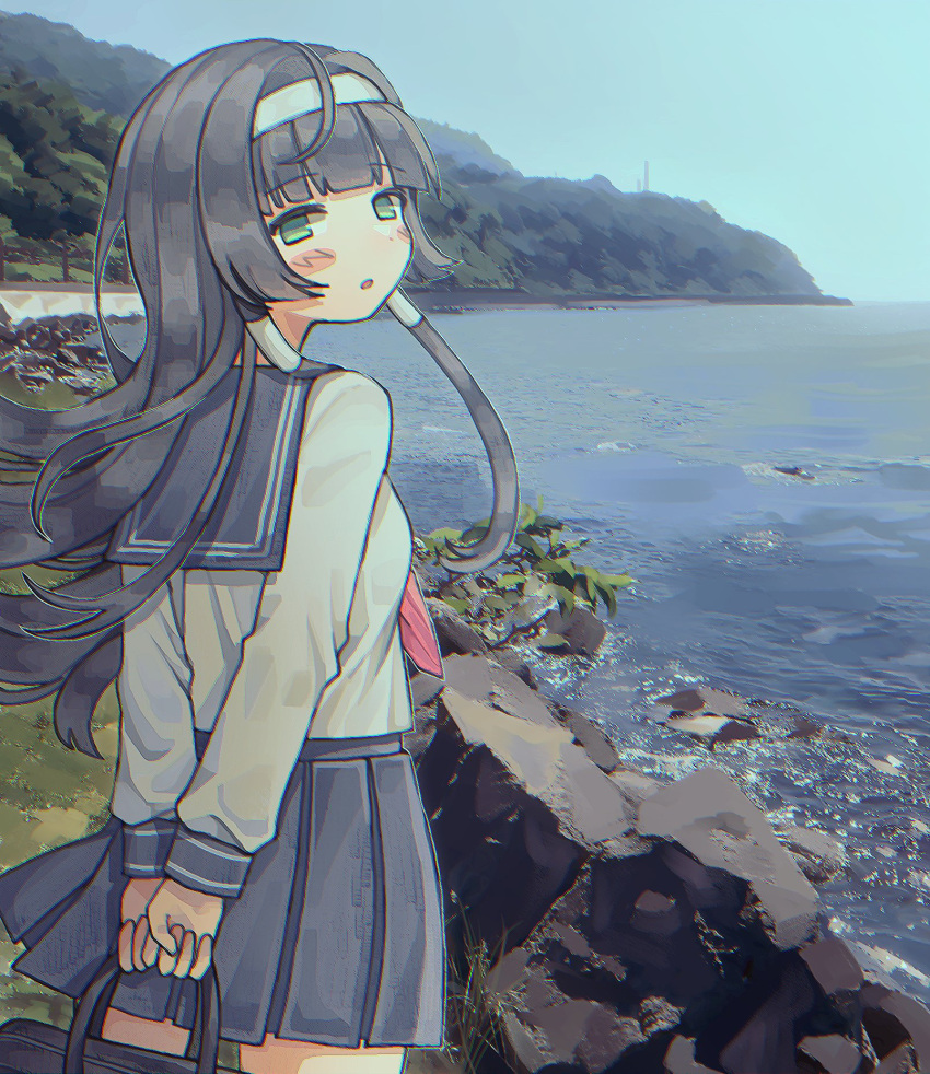 1girl bag bangs bishoujo_mangekyou blue_sailor_collar blue_skirt blunt_bangs blush_stickers day from_behind green_eyes hair_tubes hairband head_tilt highres holding holding_bag long_hair long_sleeves mountain neckerchief ocean outdoors parted_lips pink_neckerchief pleated_skirt renge_(bishoujo_mangekyou) rnfhv sailor_collar school_uniform serafuku sidelocks skirt solo tree water white_hairband