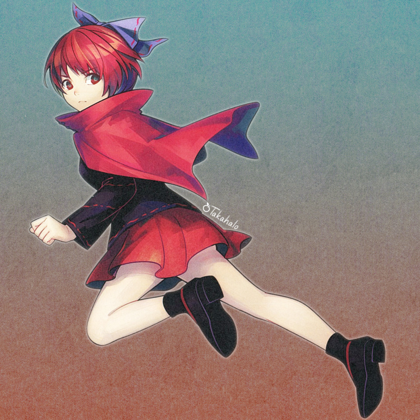 1girl ass bangs banned_artist black_footwear black_shirt blue_bow bow cape closed_mouth eyebrows_visible_through_hair full_body gradient gradient_background hair_bow highres looking_at_viewer looking_back red_cape red_eyes red_hair red_skirt sekibanki serious shirt short_hair simple_background skirt solo touhou v-shaped_eyebrows yuge_mugito