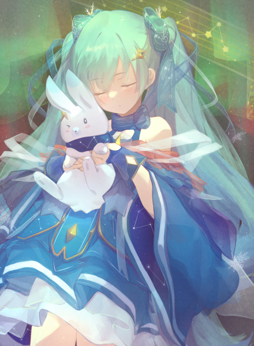 &gt;_o 1girl 1other absurdres animal aqua_hair bare_shoulders blue_dress blue_gloves blue_ribbon bow bowtie bunny closed_eyes commentary constellation_print cowboy_shot dot_mouth dress fingerless_gloves gloves green_background hair_ribbon hatsune_miku highres holding holding_animal hts21 layered_dress long_hair musical_note musical_note_print one_eye_closed rabbit_yukine ribbon star_(sky) star_(symbol) star_print striped striped_ribbon tabard treble_clef twintails very_long_hair vocaloid wide_sleeves yuki_miku yuki_miku_(2017)