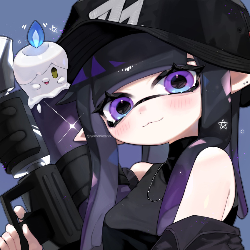 1girl :3 black_hair black_headwear blue_background blue_fire closed_mouth ear_piercing eyelashes fire gradient_hair gun hat highres holding holding_gun holding_weapon inkling inkling_girl inkling_player_character jewelry litwick long_hair looking_at_viewer multicolored_hair necklace octoshot_(splatoon) piercing pointy_ears pokemon print_headwear purple_eyes purple_hair shirt simple_background sleeveless sleeveless_shirt smile splatoon_(series) star_(symbol) tentacle_hair turtleneck_shirt two-tone_hair upper_body weapon yellow_eyes yomeniwan