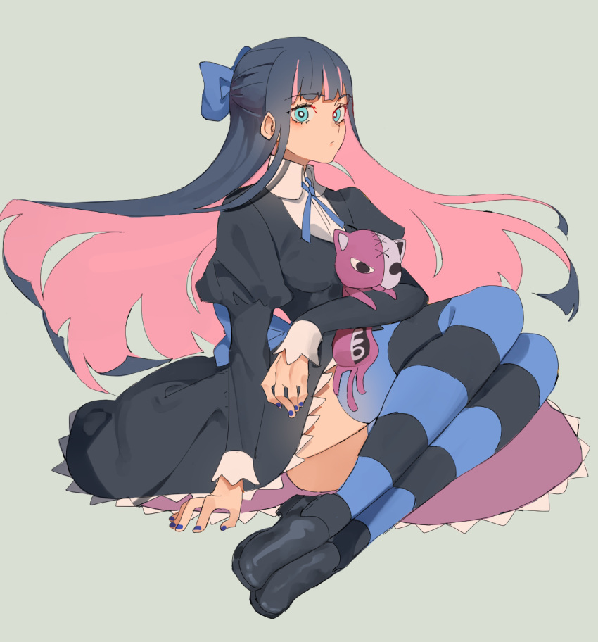 1girl black_dress black_footwear black_hair blue_bow blue_eyes blue_hair blue_nails blue_ribbon blunt_bangs bow breasts closed_mouth colored_inner_hair dress full_body grey_background hair_bow highres holding holding_stuffed_toy jc_(pixiv_66949345) juliet_sleeves long_hair long_sleeves looking_at_viewer multicolored_hair nail_polish neck_ribbon panty_&amp;_stocking_with_garterbelt pantyhose pink_hair puffy_sleeves ribbon simple_background sitting solo stocking_(psg) striped_clothes striped_thighhighs stuffed_animal stuffed_cat stuffed_toy thighhighs two-tone_hair very_long_hair