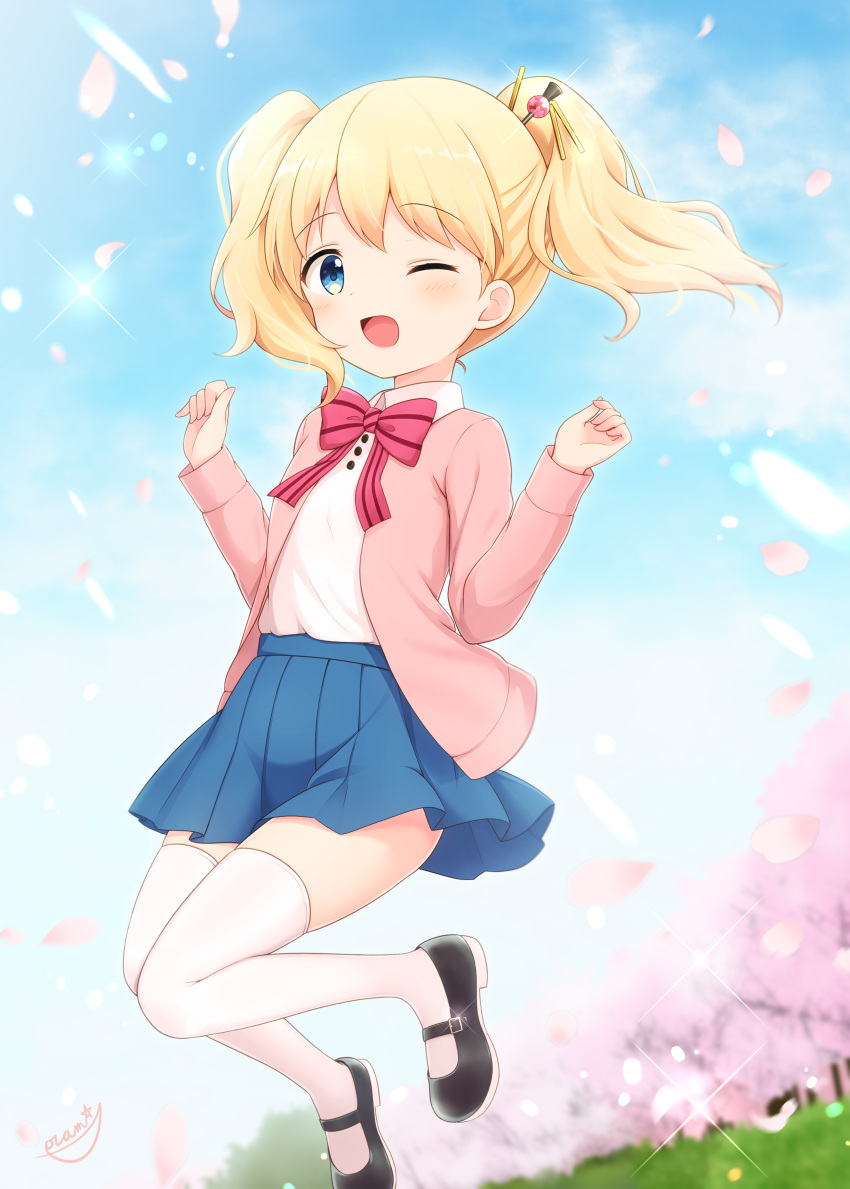 1girl ;d absurdres alice_cartelet black_footwear blazer blonde_hair blue_eyes blue_skirt blue_sky blurry blurry_background bow bowtie cherry_blossoms collared_shirt commentary_request falling_petals glint hair_ornament highres jacket kin-iro_mosaic kin-iro_mosaic_high_school_uniform lone_nape_hair looking_at_viewer mary_janes miniskirt one_eye_closed open_mouth petals pink_jacket pink_petals pleated_skirt red_bow red_bowtie revision school_uniform shirt shoes skirt sky smile solo striped_bow striped_bowtie striped_clothes thighhighs twintails white_shirt white_thighhighs yutuki_ame