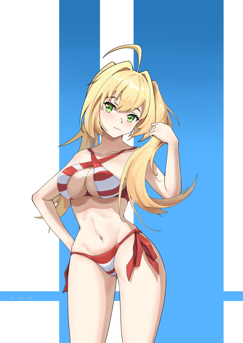 1girl absurdres ahoge arm_behind_back bangs bikini blonde_hair blush breasts cleavage closed_mouth collarbone eyebrows_visible_through_hair fate/extra fate/grand_order fate_(series) feet_out_of_frame green_eyes hand_in_hair highres large_breasts long_hair looking_at_viewer navel nero_claudius_(fate) nero_claudius_(swimsuit_caster)_(fate) official_alternate_costume simple_background smile solo standing striped striped_bikini striped_swimsuit swimsuit twintails underboob user_wfpz3258