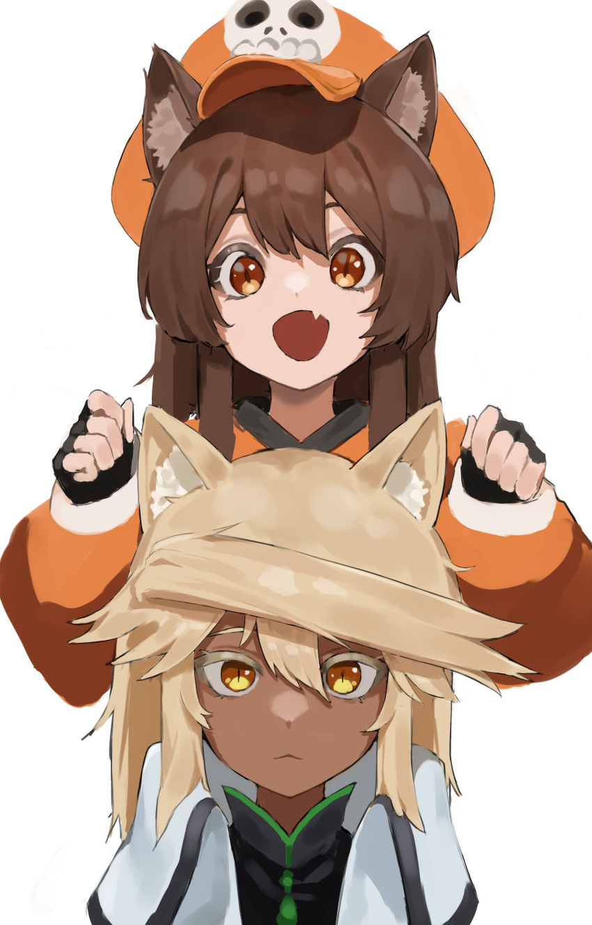 2girls absurdres animal_ears brown_hair cat_ears dark-skinned_female dark_skin fang fingerless_gloves flasso gloves guilty_gear guilty_gear_strive hat highres hood hoodie may_(guilty_gear) multiple_girls orange_eyes orange_headwear orange_hoodie pirate_hat platinum_blonde_hair ramlethal_valentine skin_fang skull_and_crossbones valentine_(guilty_gear) white_background