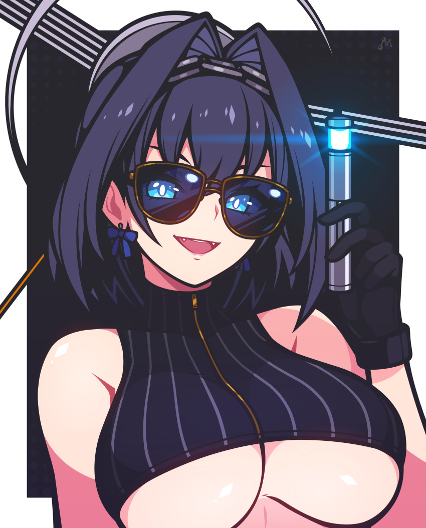1girl :d absurdres bacon_strips black_background black_gloves black_hair blue_eyes bow bow_earrings breasts commentary earrings eyes_visible_through_eyewear fangs gloves glowing hair_intakes head_chain highres hololive hololive_english jewelry large_breasts medium_hair men_in_black neuralyzer ouro_kronii smile solo sunglasses two-tone_background underboob upper_body virtual_youtuber white_background