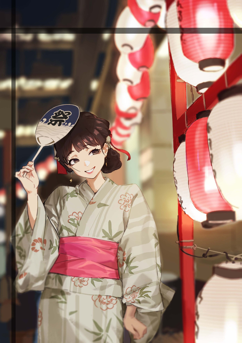 1girl absurdres blurry blurry_background brown_eyes brown_hair cokio earrings hair_ribbon hand_fan hand_fan_writing highres japanese_clothes jewelry kimono lantern lips looking_to_the_side obi original parted_lips ribbon sash solo standing upper_body