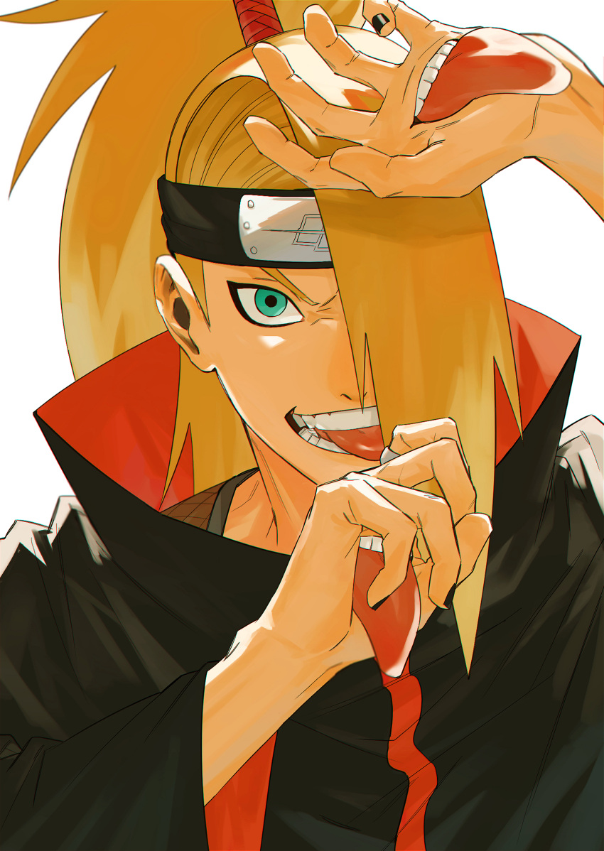 1boy akatsuki_(naruto) akatsuki_uniform arm_up blonde_hair commentary_request deidara_(naruto) extra_mouth forehead_protector green_eyes hair_over_one_eye hand_up highres long_hair looking_at_viewer male_focus mirin_(coene65) naruto naruto_(series) ponytail portrait smile solo teeth tongue tongue_out v-shaped_eyebrows