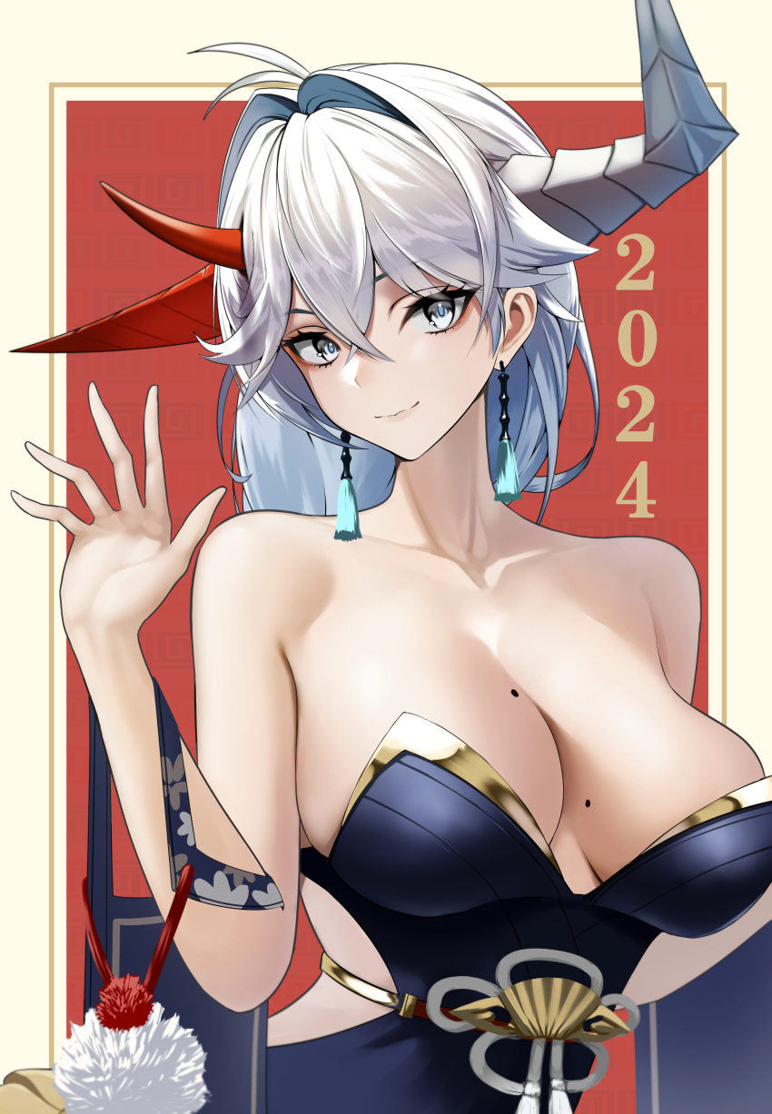 1girl 2024 absurdres antenna_hair asymmetrical_horns azur_lane breasts chinese_zodiac cleavage commentary_request earrings hakuryuu_(azur_lane) hakuryuu_(flash_of_silk_and_strings)_(azur_lane) highres horns isonun japanese_clothes jewelry kimono large_breasts long_hair looking_at_viewer mole mole_on_breast official_alternate_costume purple_kimono red_horns solo upper_body white_eyes white_hair white_horns year_of_the_dragon