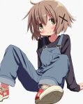  1girl absurdres black_shirt brown_hair commentary_request hair_ornament hidamari_sketch highres knees_up long_sleeves looking_at_viewer overalls percy_pyl red_footwear shirt shoes short_hair sitting sneakers solo white_background x_hair_ornament yuno_(hidamari_sketch) 