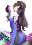  1girl ass bangs breasts brown_hair clash_kuro_neko closed_mouth commentary d.va_(overwatch) facial_mark forehead gun handgun head_tilt headgear highres holding holding_gun holding_weapon long_hair looking_at_viewer looking_back mecha overwatch parted_bangs pistol shadow sideboob simple_background sitting smile solo weapon whisker_markings white_background 