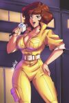  1980s_(style) 1girl absurdres april_o&#039;neil aqua_eyes artist_name bangs belt breast_pocket breasts brown_hair cleavage collarbone commentary danmakuman fingernails hand_on_hip hand_up highres holding holding_microphone jumpsuit large_breasts looking_at_viewer microphone open_mouth pocket retro_artstyle shiny shiny_hair short_hair short_sleeves signature simple_background skin_tight smile teenage_mutant_ninja_turtles yellow_jumpsuit 