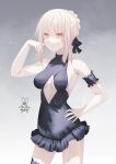  1girl aro_1801 artoria_pendragon_(alter_swimsuit_rider)_(fate) artoria_pendragon_(fate) bangs bare_arms bare_shoulders black_bow black_swimsuit blonde_hair blush bow breasts closed_mouth collarbone covered_navel eyebrows_visible_through_hair fate/grand_order fate_(series) hair_between_eyes hair_ornament highres looking_at_viewer miniskirt one-piece_swimsuit short_hair simple_background skirt solo standing swimsuit wet 