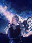  1girl backlighting banbiiiino0303 bangs blue_eyes blue_jacket blue_theme closed_mouth floating_hair grey_hair hand_on_own_ass highres jacket long_hair long_sleeves looking_at_viewer milky_way mountainous_horizon night night_sky outdoors project_sekai sky solo star_(sky) starry_sky track_jacket upper_body very_long_hair white_hair yoisaki_kanade 