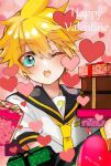 1boy artist_name black_sailor_collar blonde_hair blue_eyes box box_of_chocolates gift gift_box happy_valentine heart holding holding_gift ironaki kagamine_len looking_at_viewer male_focus messy_hair necktie one_eye_closed open_mouth patterned_background pink_background sailor_collar shirt short_hair short_sleeves solo teeth twitter_username upper_teeth_only valentine vocaloid white_shirt yellow_necktie 