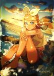  artist_name backlighting bare_arms bare_shoulders barefoot blonde_hair blue_eyes bow cloud crop_top dusk dutch_angle faux_traditional_media foaming_waves hair_bow hair_ornament hairclip highres hugging_own_legs kagamine_rin knee_up knees_to_chest leg_up looking_at_viewer number_tattoo nunosei ocean parted_lips rock sailor_collar sailor_shirt shirt shorts shoulder_tattoo sitting sleeveless sleeveless_shirt sunset tattoo vocaloid white_bow yellow_sky 