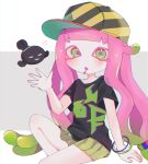  1girl absurdres arm_up baseball_cap black_shirt clownfish drooling gradient_hair green_eyes green_hair harmony&#039;s_clownfish_(splatoon) harmony_(splatoon) hat highres knee_up long_hair looking_at_viewer low-tied_long_hair miniskirt multicolored_hair open_mouth pink_hair pleated_skirt shirt short_sleeves sitting skirt splatoon_(series) splatoon_3 striped striped_headwear t-shirt tentacle_hair thighs two-tone_hair user_dawy2785 waving yellow_skirt 