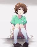  1girl :o blush brown_eyes brown_footwear brown_hair collarbone dated green_shirt hibike!_euphonium highres kneehighs knees_together_feet_apart knees_up loafers looking_at_viewer nii_manabu oumae_kumiko parted_lips pleated_skirt ponytail shirt shoes short_hair short_sleeves signature sitting skirt socks solo t-shirt white_skirt white_socks 