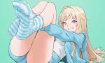  1girl artist_name bangs blonde_hair blue_hair blue_jacket blue_shorts blue_socks blush breasts clenched_teeth commentary_request esc1_2d eyelashes feet feet_up foreshortening full_body fuzzy_footwear green_background hair_intakes highres himehina_channel hood hooded_jacket hugging_own_legs jacket legs legs_together long_hair long_legs looking_at_viewer lying multicolored_hair no_shoes on_back purple_eyes shiny shiny_skin shirt short_shorts shorts sidelocks simple_background small_breasts socks soles solo streaked_hair striped striped_socks suzuki_hina teeth thighs toe_scrunch virtual_youtuber white_shirt white_socks 