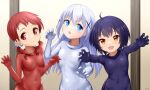  3girls :d ahoge black_hair blue_eyes bodysuit breasts character_request claw_pose commentary_request covered_navel flat_chest gochuumon_wa_usagi_desu_ka? hair_ornament hairclip halloween highres hood hood_down j.c.14 long_hair looking_at_viewer low_twintails multiple_girls red_eyes red_hair short_hair small_breasts smile twintails white_hair yellow_eyes zentai 