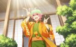  1boy ahoge bush dappled_sunlight finger_gun fingernails green_hair hand_fan hanten_(clothes) haori highres holding holding_fan idolmaster idolmaster_side-m idolmaster_side-m_live_on_stage! japanese_clothes kimono male_focus multicolored_hair nekoyanagi_kirio official_art open_mouth pink_hair smile sunlight teeth upper_teeth 