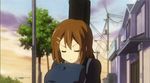  animated animated_gif brown_hair hirasawa_yui k-on! lowres screencap solo 