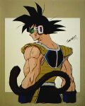  1boy artist_name bardock black_hair commentary dragon_ball dragon_ball_super highres looking_afar male_focus monkey_tail muscular muscular_male redrawn retro_artstyle saiyan_armor salvamakoto scar scar_on_cheek scar_on_face scouter solo spanish_commentary spiked_hair tail upper_body 