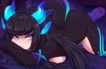  1girl animal_ears ass bangs black_hair black_skin blunt_bangs body_markings breasts closed_mouth colored_skin crossed_arms foot_up glowing_ears glowing_horns green_eyes green_horns horns large_breasts long_hair merunyaa multicolored_skin original pointy_ears shiny shiny_hair shiny_skin solo tail top-down_bottom-up 