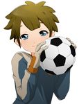  1boy ball blue_eyes brown_hair child gloves inazuma_eleven inazuma_eleven_(series) male male_focus short_hair shota simple_background smile soccer_ball solo tachimukai_yuuki trap 