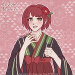  1girl alternate_costume artist_name bangs black_kimono blush bow brown_eyes character_name clenched_hand d: flower freckles green_kimono hair_flower hair_ornament hakama hands_up japanese_clothes kimono koizumi_mahiru looking_at_viewer outline pink_background red_bow red_flower red_hair red_hakama shiinashiroo short_hair solo teeth upper_teeth_only white_outline wide_sleeves 